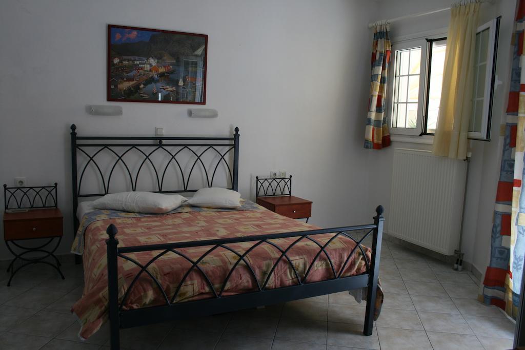 Pelagias Apartments Agia Efimia Room photo